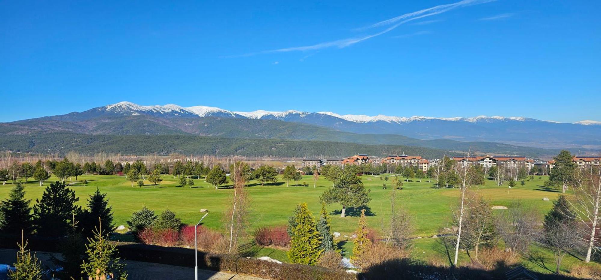 Green Peaks Suite In Pirin Golf & County Club 라즐로그 외부 사진