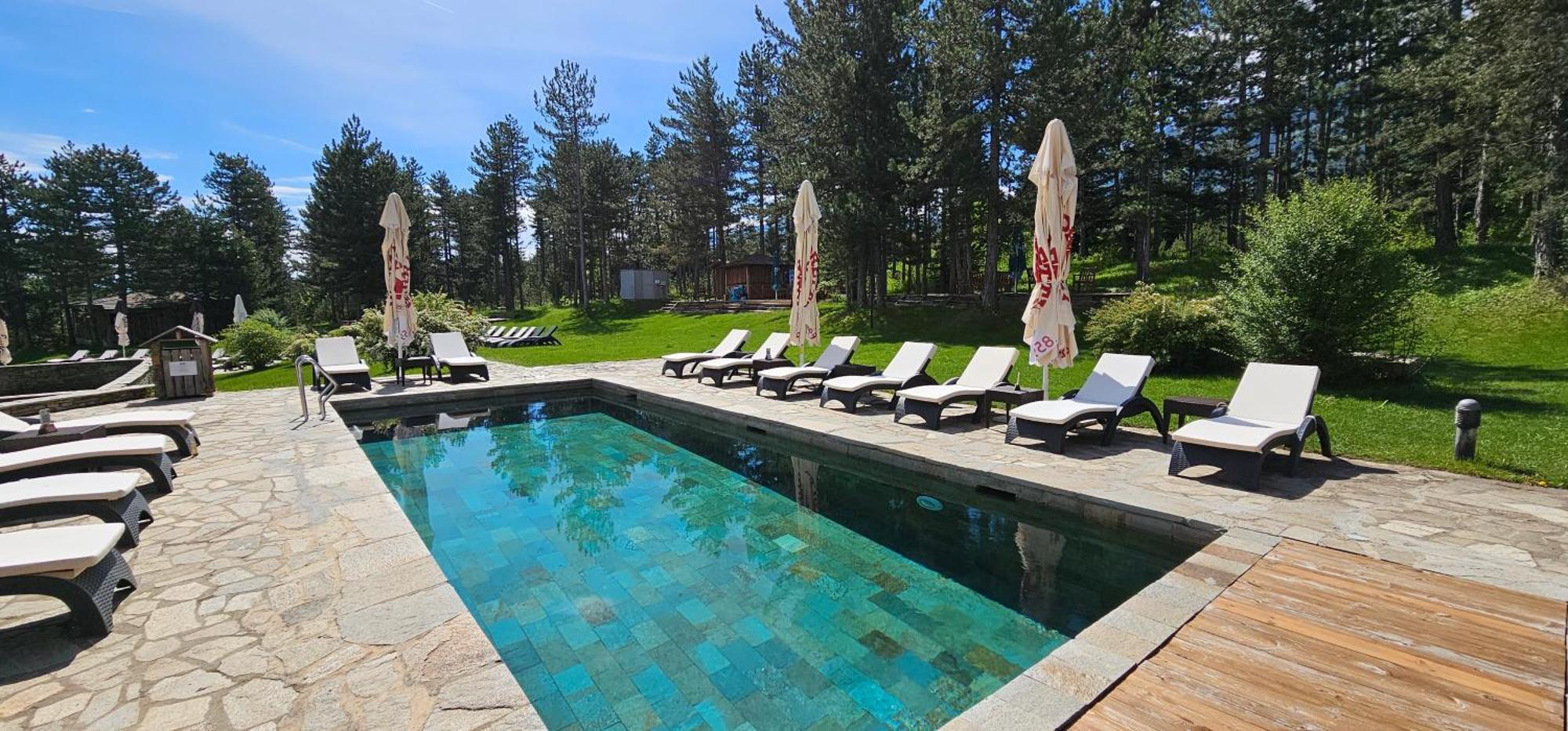 Green Peaks Suite In Pirin Golf & County Club 라즐로그 외부 사진
