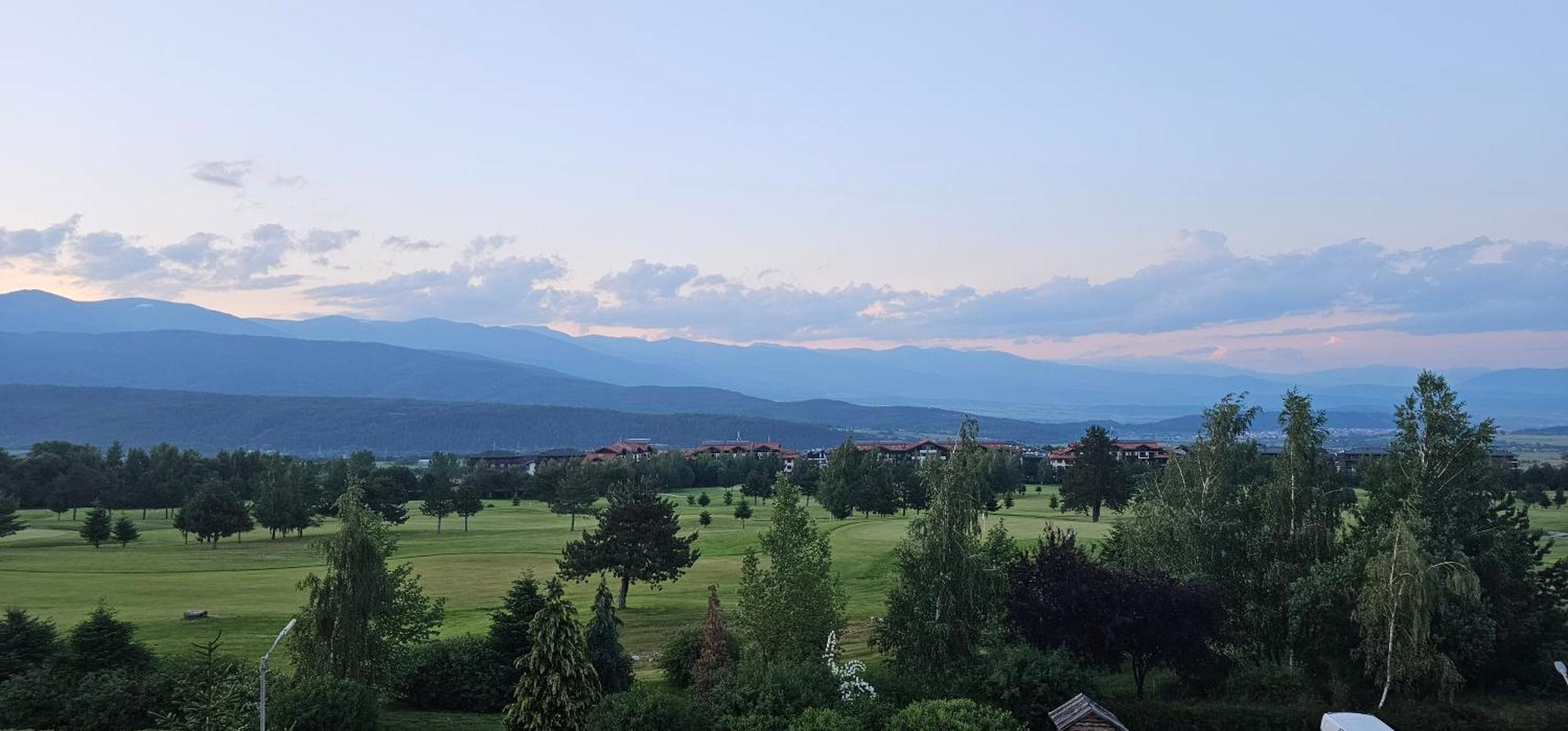 Green Peaks Suite In Pirin Golf & County Club 라즐로그 외부 사진